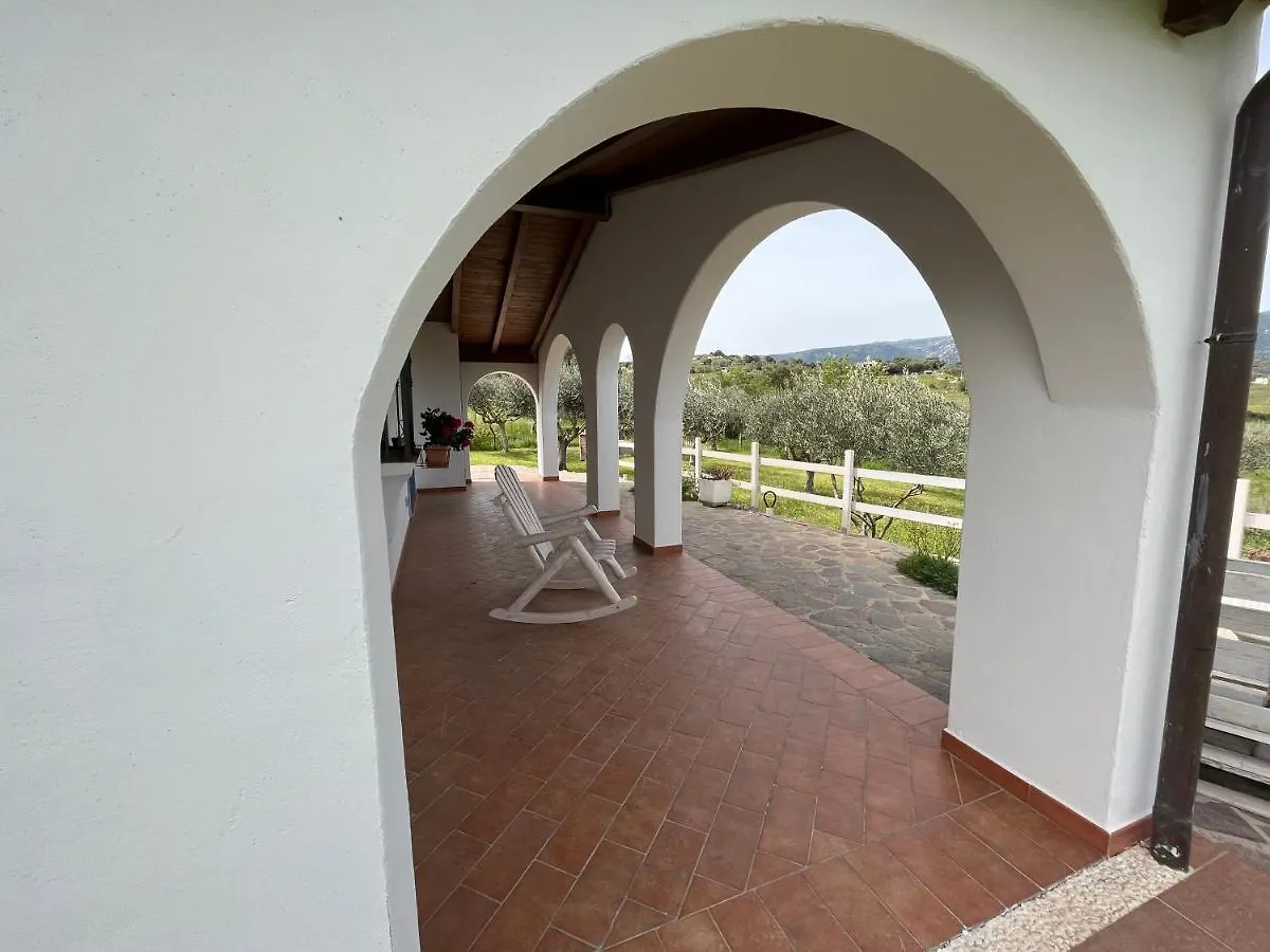 Semesterbostad La Casa Nell'Oliveto Villa Berchidda